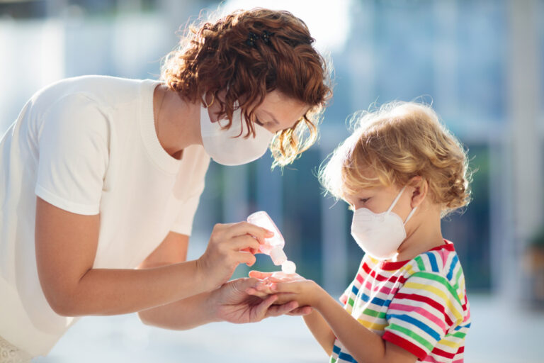 Mamele întreabă despre coronavirus la copii